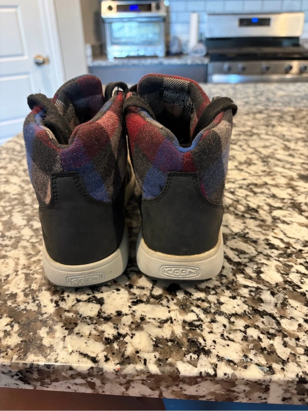 KEEN Elena Mid Black Plaid Sneaker Boots